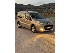 PEUGEOT PARTNER TEPE 1.6 HDİ PREMİUM TERTEMİZ 15 YILLIK İLK SAHİBİNDEN