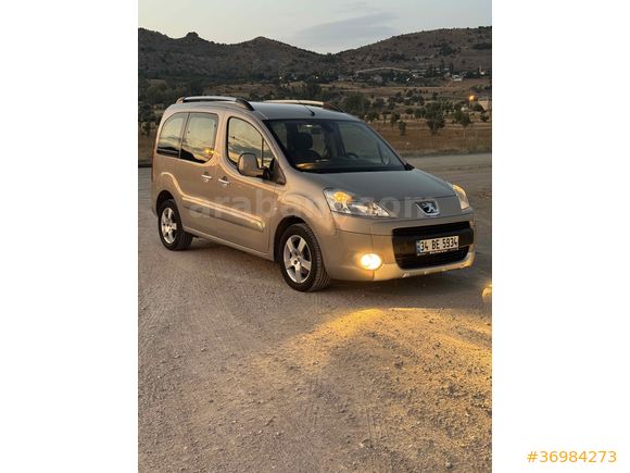 PEUGEOT PARTNER TEPE 1.6 HDİ PREMİUM TERTEMİZ 15 YILLIK İLK SAHİBİNDEN
