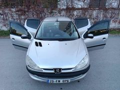 Sahibinden Peugeot 206 1.4 X-Design 2006 Model 