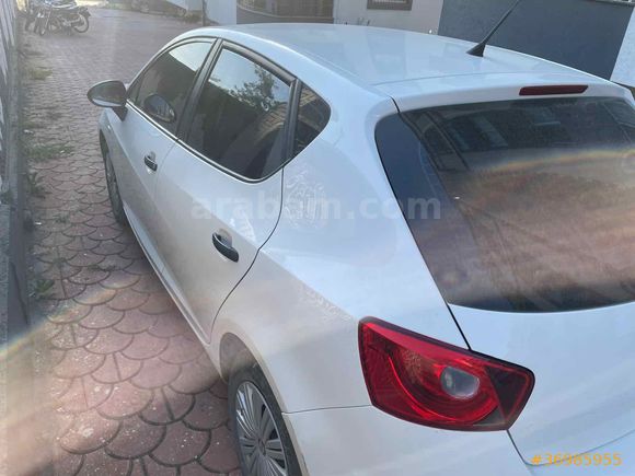 Sahibinden Seat Ibiza 1.4 Reference 2014 Model  155.000 km Beyaz