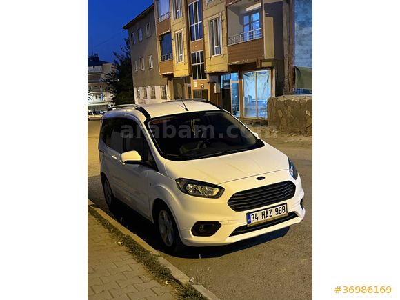 Sahibinden Ford Tourneo Courier 1.5 Deluxe 2023 Model 
