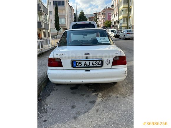 Sahibinden Ford Escort 1.6 CLX 1999 Model