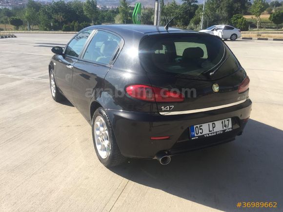 Sahibinden Alfa Romeo 147 1.6 TS Distinctive 2005 Model