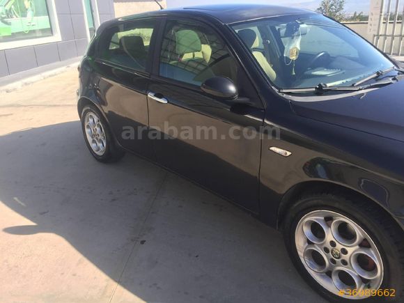 Sahibinden Alfa Romeo 147 1.6 TS Distinctive 2005 Model