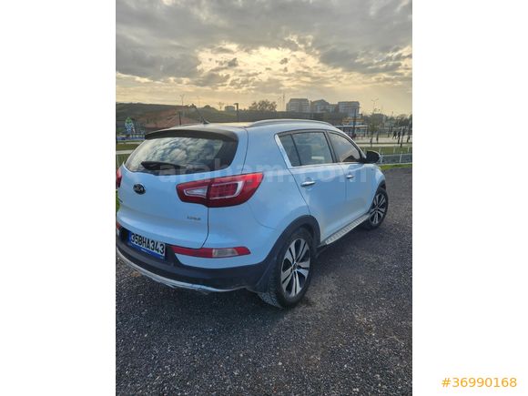 Sahibinden Kia Sportage 2.0 CRDi 4x4 Plus 2013 Model