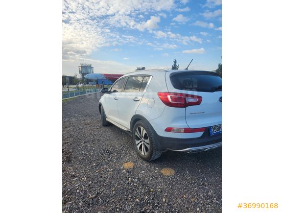 Sahibinden Kia Sportage 2.0 CRDi 4x4 Plus 2013 Model