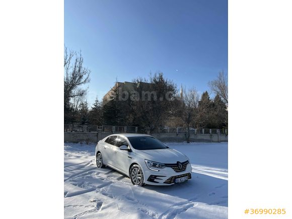 Sahibinden Renault Megane 1.3 TCe Joy 2022 Model 