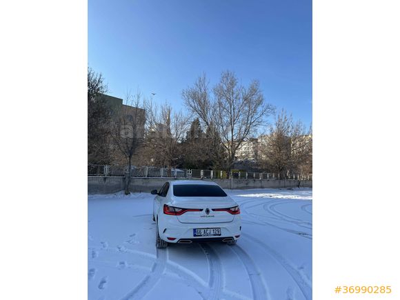 Sahibinden Renault Megane 1.3 TCe Joy 2022 Model 