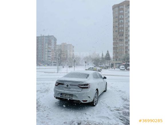 Sahibinden Renault Megane 1.3 TCe Joy 2022 Model 