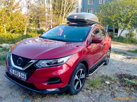 Nissan Qashqai 1.5 dCi Sky Pack 2021 çıkışlı 42.500 km Kırmızı-ruhsata işli çeki demirli