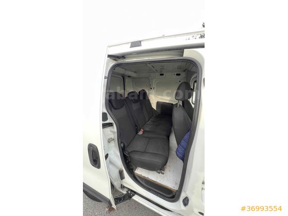 Sahibinden Fiat Fiorino Cargo 1.3 Multijet 2017 Model 
Kazasız  Tramersiz Temiz kullanışlı masrafsızdır.