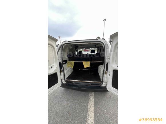 Sahibinden Fiat Fiorino Cargo 1.3 Multijet 2017 Model 
Kazasız  Tramersiz Temiz kullanışlı masrafsızdır.
