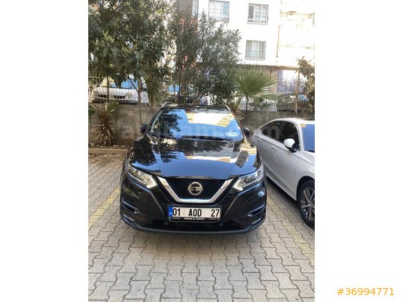 MEMURDAN TERTEMİZ QASHQAİ CAM TAVANLI HATASIZ