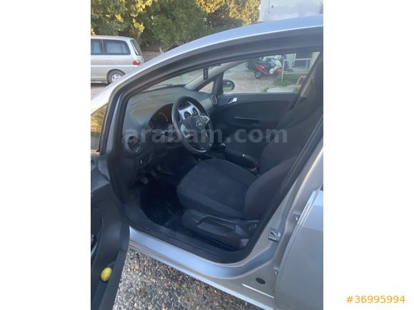 Sahibinden Opel Corsa 1.2 Essentia 2014 Model 