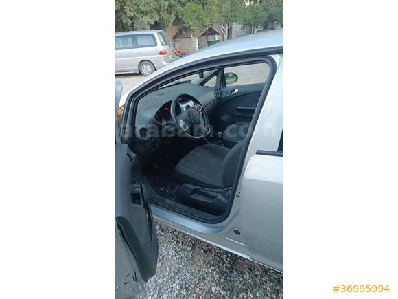 Sahibinden Opel Corsa 1.2 Essentia 2014 Model 