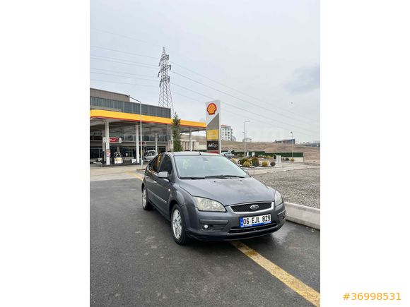 Sahibinden Ford Focus 1.6 Ghia 2005 Model 