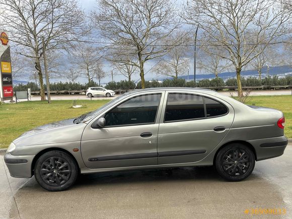 Sahibinden Renault Megane 1.6 RTE 2002 Model 