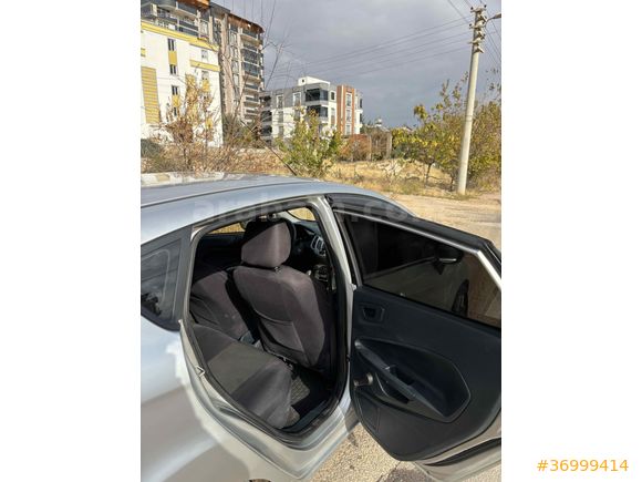 Sahibinden Ford Fiesta 1.4 TDCi Trend 2012 Model 