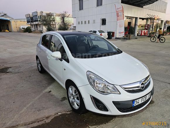 Sahibinden Opel Corsa 1.4 Twinport Color Edition 2011 Model Adana 61.000 km Beyaz