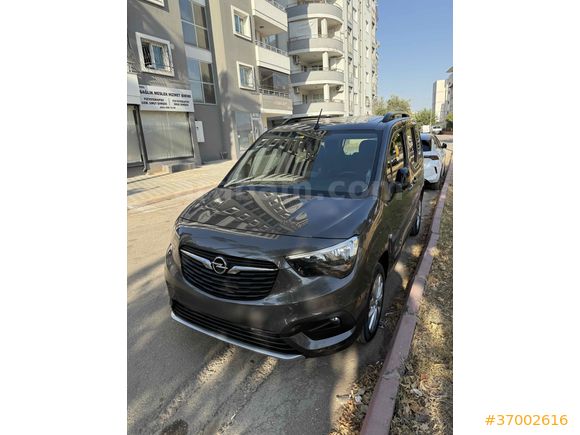 Sahibinden Opel Combo 1.5 CDTI Ultimate 2023 Model  32.000 km Gri
