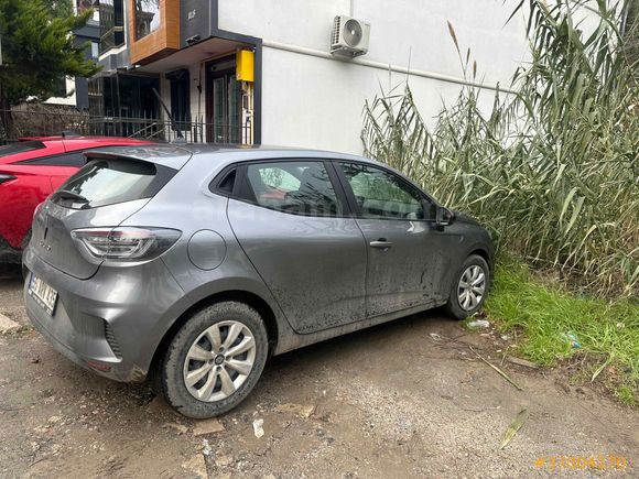 Sahibinden Renault Clio 1.0 TCe Equilibre 2024 Model 
