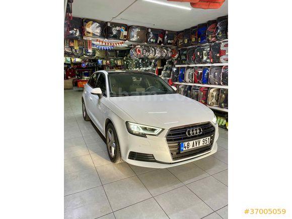 SAHİBİNDEN KAZASIZ BOYASIZ YETKİLİ SERVİS BAKIMLI EMSALSİZ DÜŞÜK KM 2019 A3