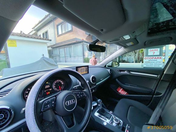 SAHİBİNDEN KAZASIZ BOYASIZ YETKİLİ SERVİS BAKIMLI EMSALSİZ DÜŞÜK KM 2019 A3