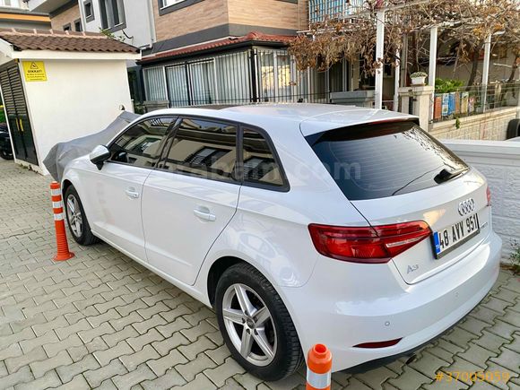 SAHİBİNDEN KAZASIZ BOYASIZ YETKİLİ SERVİS BAKIMLI EMSALSİZ DÜŞÜK KM 2019 A3