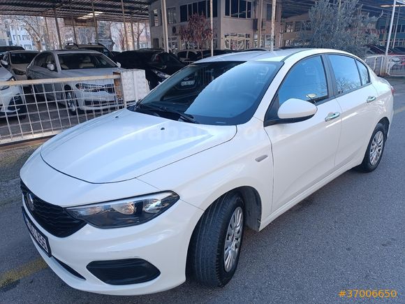 OTOMATİK Fiat Egea 1.6 Multijet Easy 2020 Model Manisa 135.000 km Beyaz