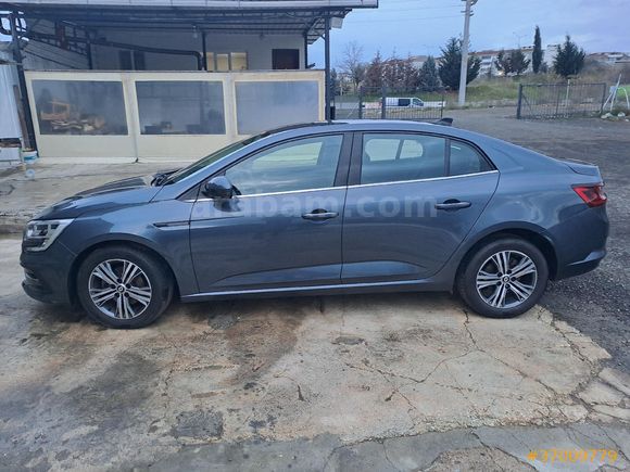 Sahibinden Renault Megane 1.3 TCe Touch Plus paket 2023 Model Tekirdağ