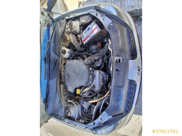 Sahibinden Renault Clio 1.4 Expression 2004 Model