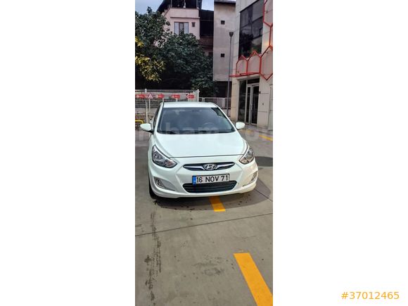 Sahibinden Hyundai Accent Blue 1.6 CRDI Mode 2016 Model  191.000 km Beyaz