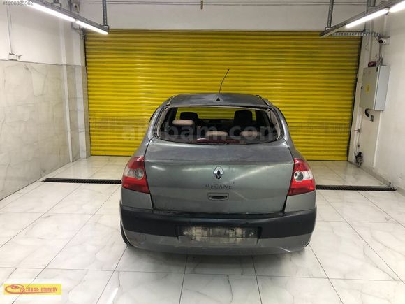 PAZARLIKSIZ BU GÜNE ÖZEL PLAKALI RUHSATLI 2004 RENAULT MEGAN 2