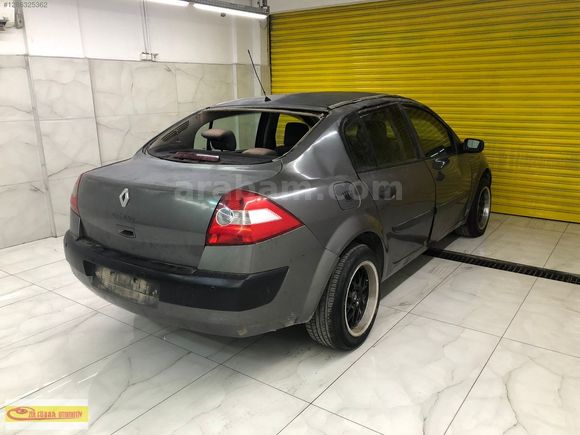 PAZARLIKSIZ BU GÜNE ÖZEL PLAKALI RUHSATLI 2004 RENAULT MEGAN 2