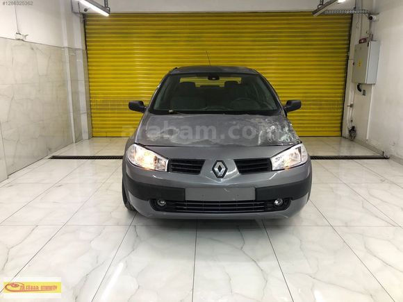 PAZARLIKSIZ BU GÜNE ÖZEL PLAKALI RUHSATLI 2004 RENAULT MEGAN 2