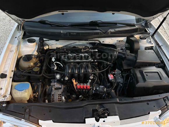 Sahibinden Volkswagen Golf 1.6 Trendline 2001 Model 