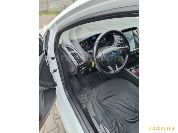 Sahibinden Ford Focus 1.6 Ti-VCT Trend X 2016 Model