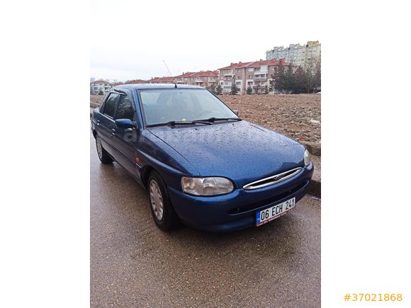 Sahibinden Ford Escort 1.8 CLX 1996 Model