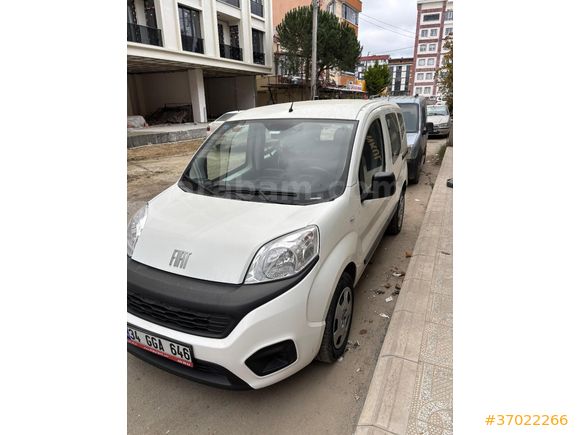 Fiat Fiorino Combi 1.3 Multijet Pop 2023 Model