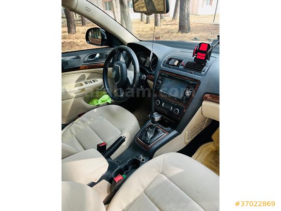Sahibinden Skoda Octavia 1.6 TDI Elegance CR 2012 Model