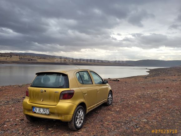 Eczacıdan Toyota Yaris 1.3 Sol 2000 Model