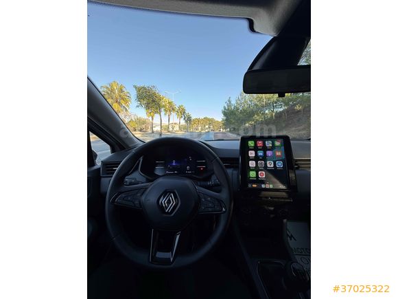 Sahibinden Renault Clio 1.0 SCe Equilibre 2023 Model 