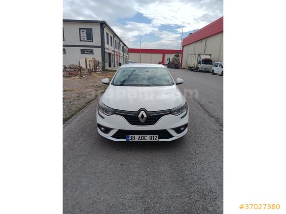 2017 MODEL RENAULT MEGANE TOUCH OTOMATİK