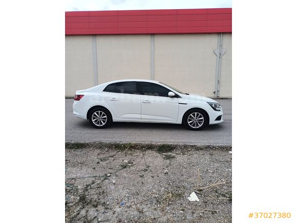 2017 MODEL RENAULT MEGANE TOUCH OTOMATİK