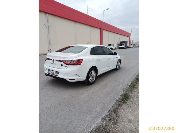 2017 MODEL RENAULT MEGANE TOUCH OTOMATİK