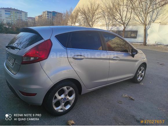 Sahibinden Ford Fiesta 1.4 TDCi Titanium 2011 Model