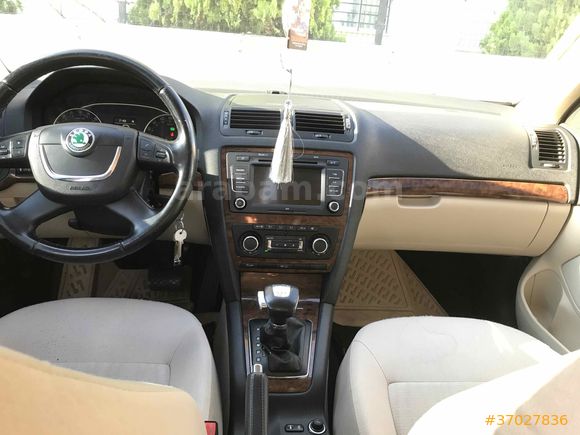 Sahibinden Skoda Octavia 1.6 TDI Elegance 2012 Model 
