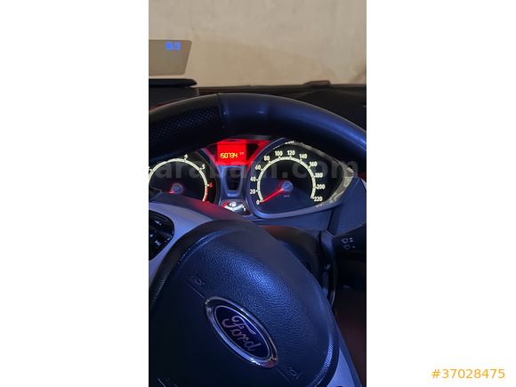 düşük km yeni vizeli  Ford Fiesta 1.4 Titanium Xplus 2012 Model 