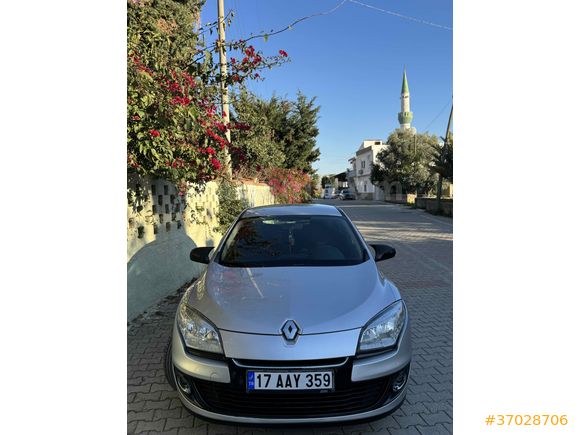 Sahibinden Renault Megane 1.5 dCi Touch 2013 Model 