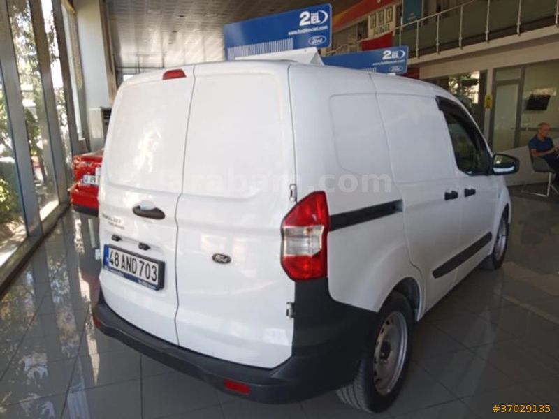 GALERİDEN FORD TRANSİT COURİER 1.5 TDCİ TREND 2023 MODEL ANTALYA 99.000 KM BEYAZ